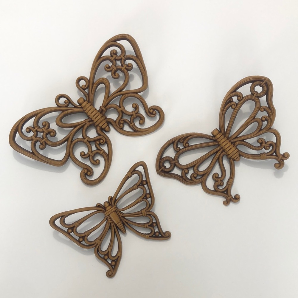 Vintage Syroco Set Of Three Faux Wood Bamboo/Wicker Style Wall Butterflies Decor